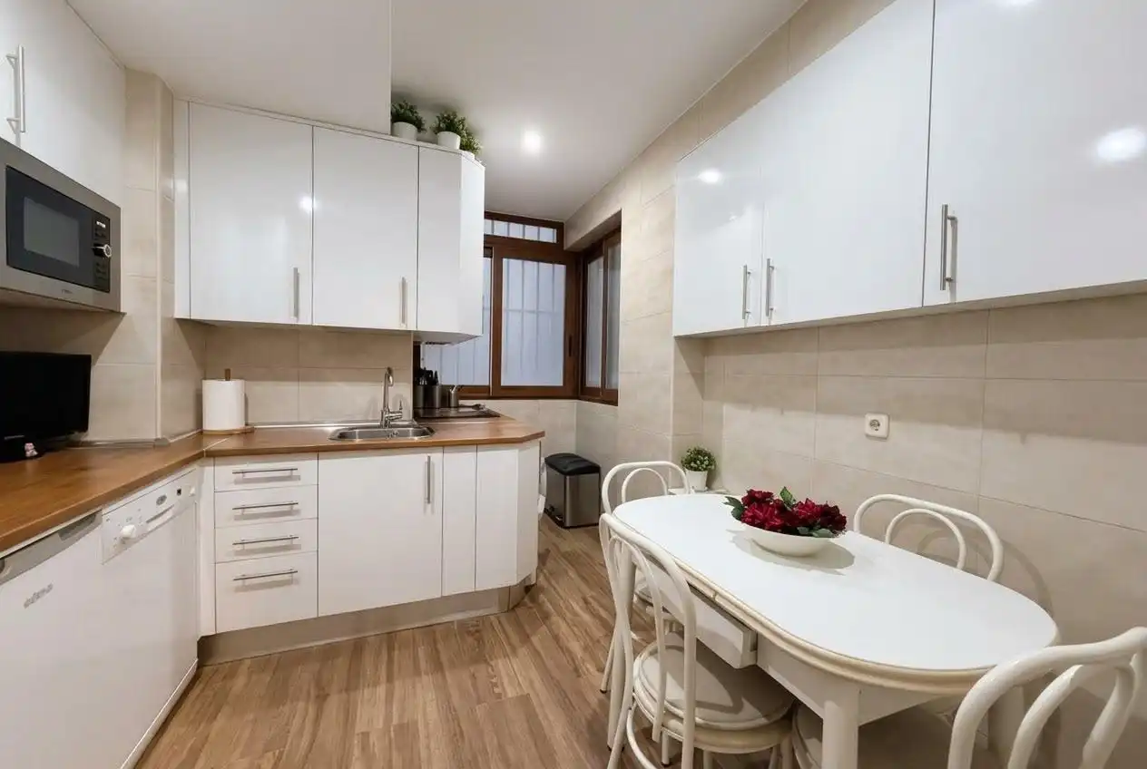 Cuina de Pis en venda en Madrid amb Aire condicionat i Calefacció
