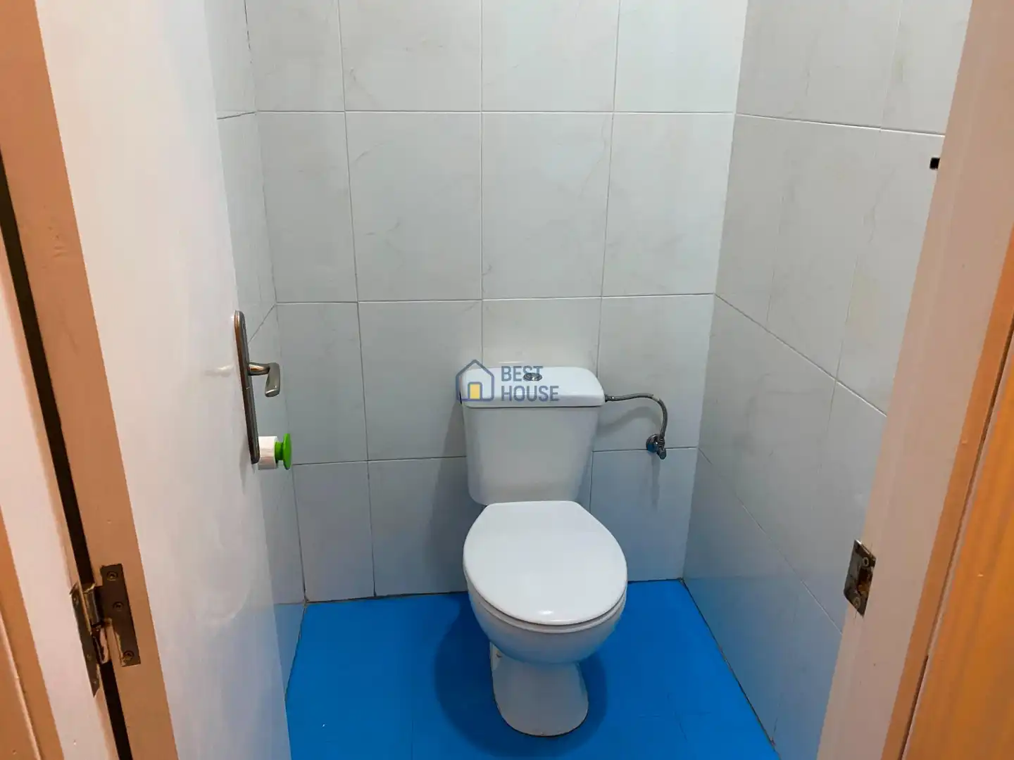 Bany de Local de lloguer en León Capital 