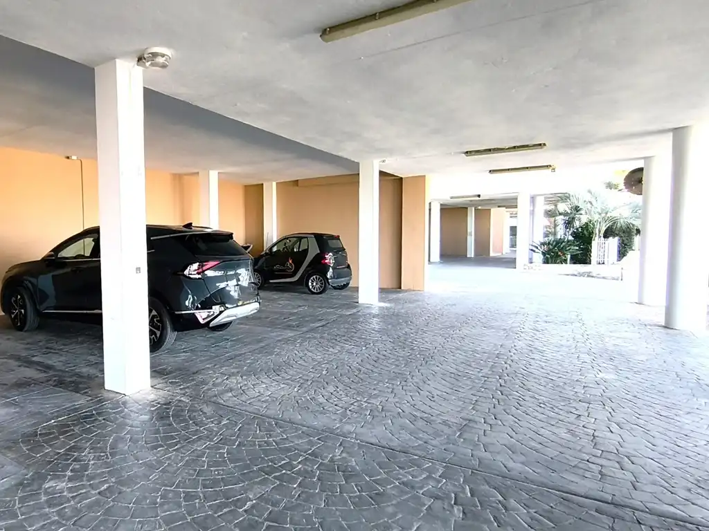 Parkplatz von Dachboden zum Verkauf in Dénia mit Klimaanlage, Heizung und Terrasse