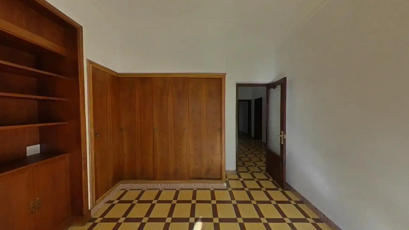 Flat for sale in Elda