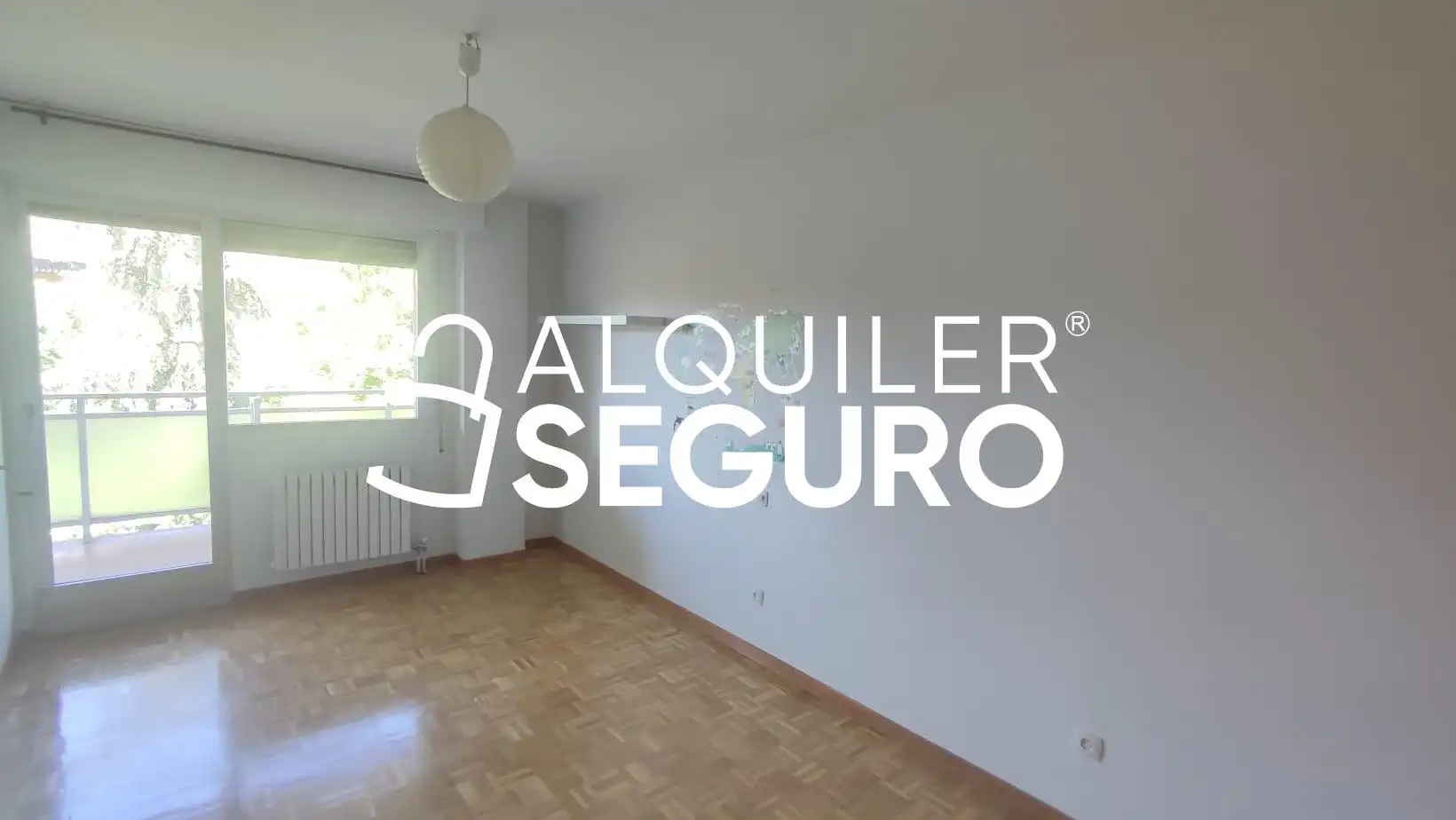 Bedroom of Flat for rent in Tres Cantos  with Heating