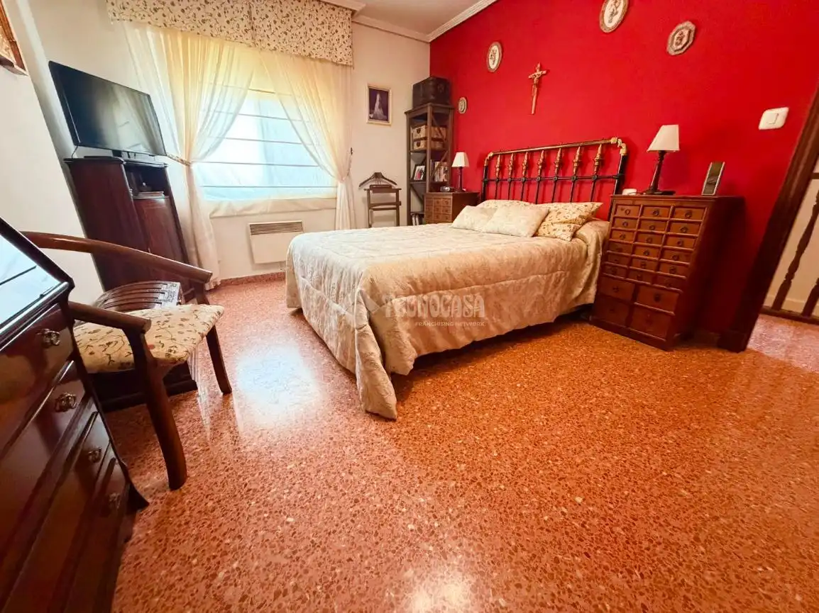 Flat for sale in Venta del Olivar