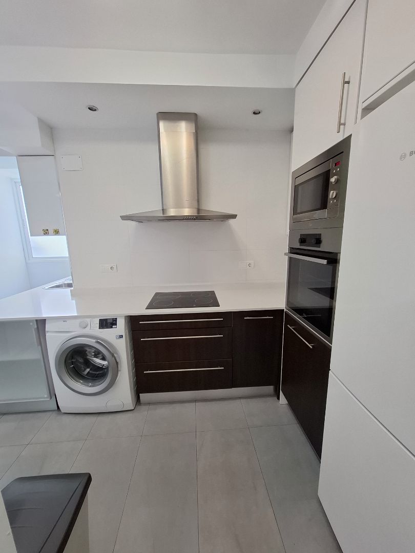 Cuina de Pis de lloguer en  Valencia Capital amb Aire condicionat, Calefacció i Parquet