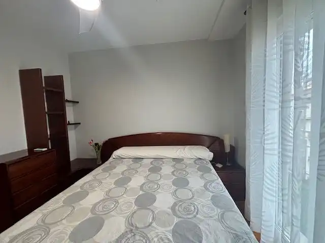Wohnung zur Miete in Calle del Concejo de Olaz, 17, Mendillorri