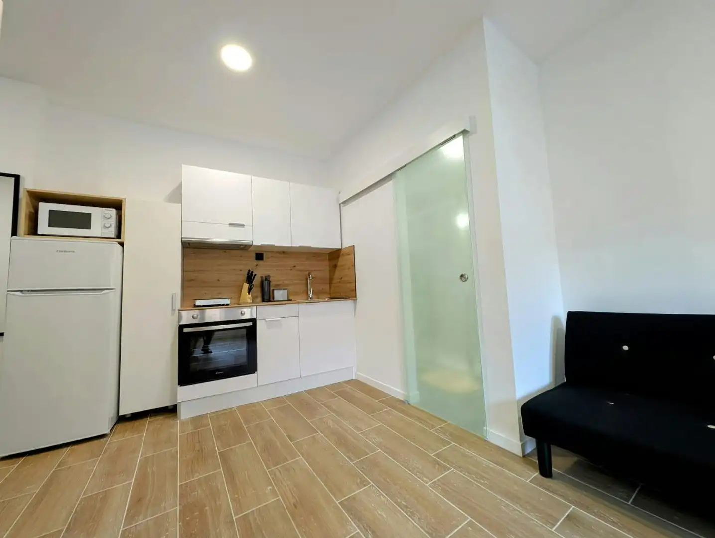 Kitchen of Houses for rent in Valencia  with Air Conditioner, Furnished and TV