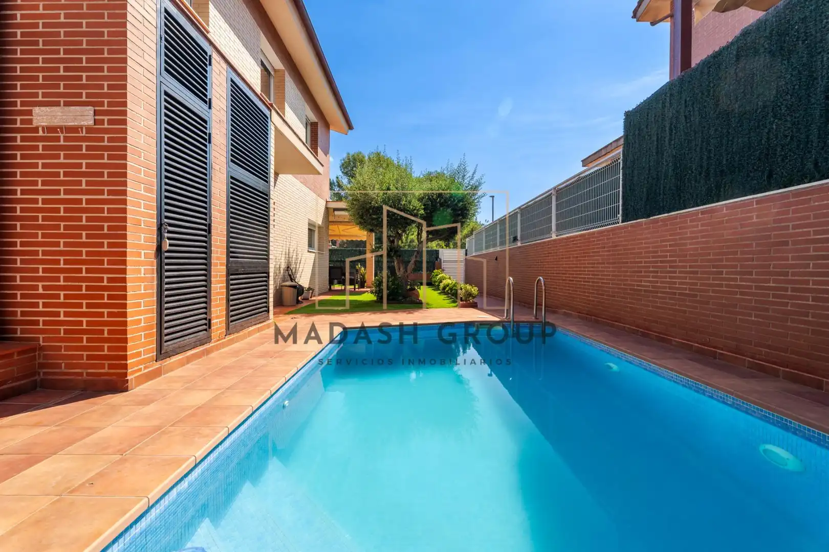 Casa aparellada amb piscina en venda a Carrer PRESIDENT MACIA, imagen 46