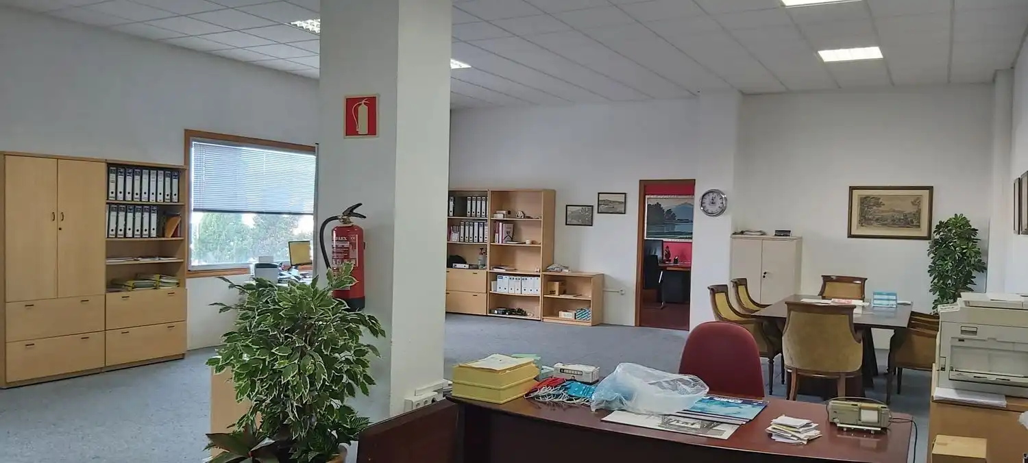 Gewerbefläche zum Verkauf in Gaiteiro Ricardo Portela, imagen 7