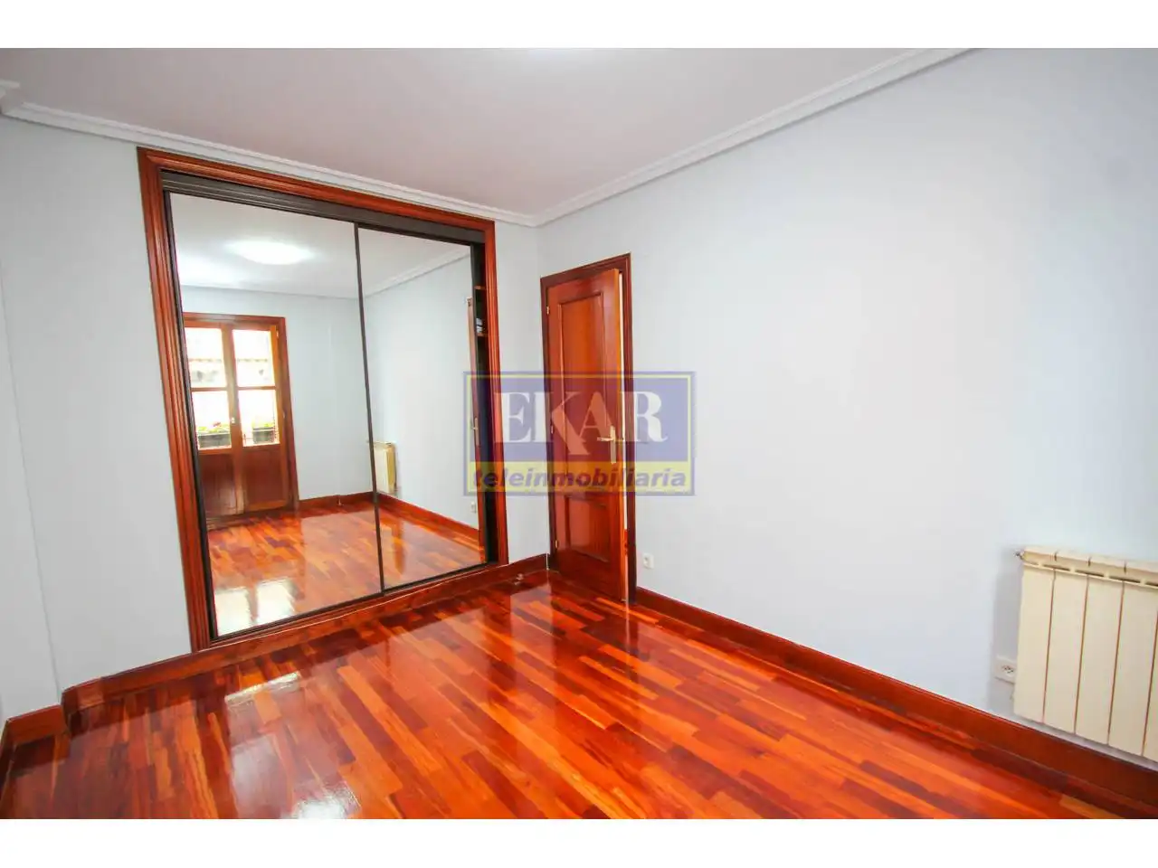 Piso en venta en Calle Santiago, Centro - Mendibil - Santiago