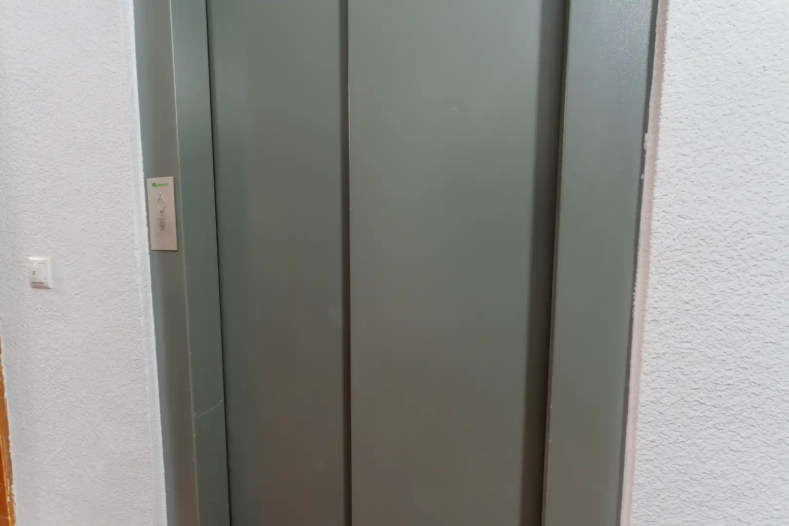 Wohnung zum Verkauf in Elche / Elx mit Heizung, Terrasse und Möbliert
