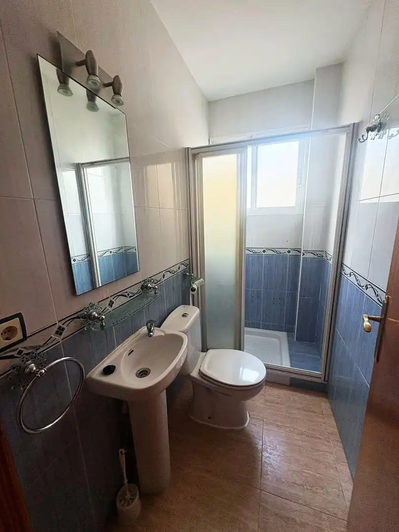 Baño de Piso de alquiler en Alcantarilla con Parquet