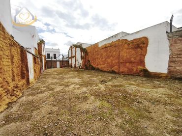 Residential land for sale in Calle de la Plaza 45