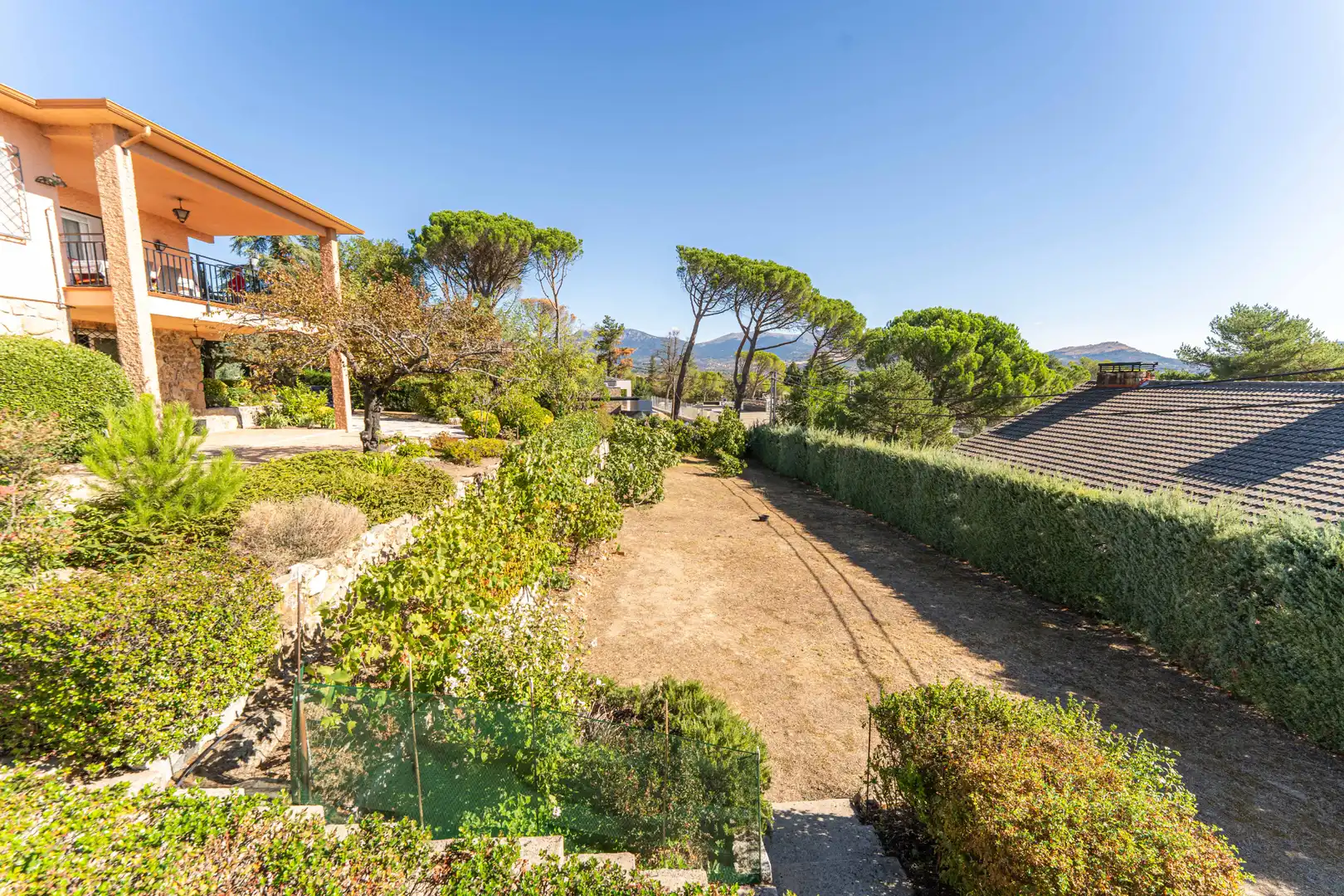 Garden of Houses for sale in Guadarrama  with Air Conditioner, Heating and Private garden