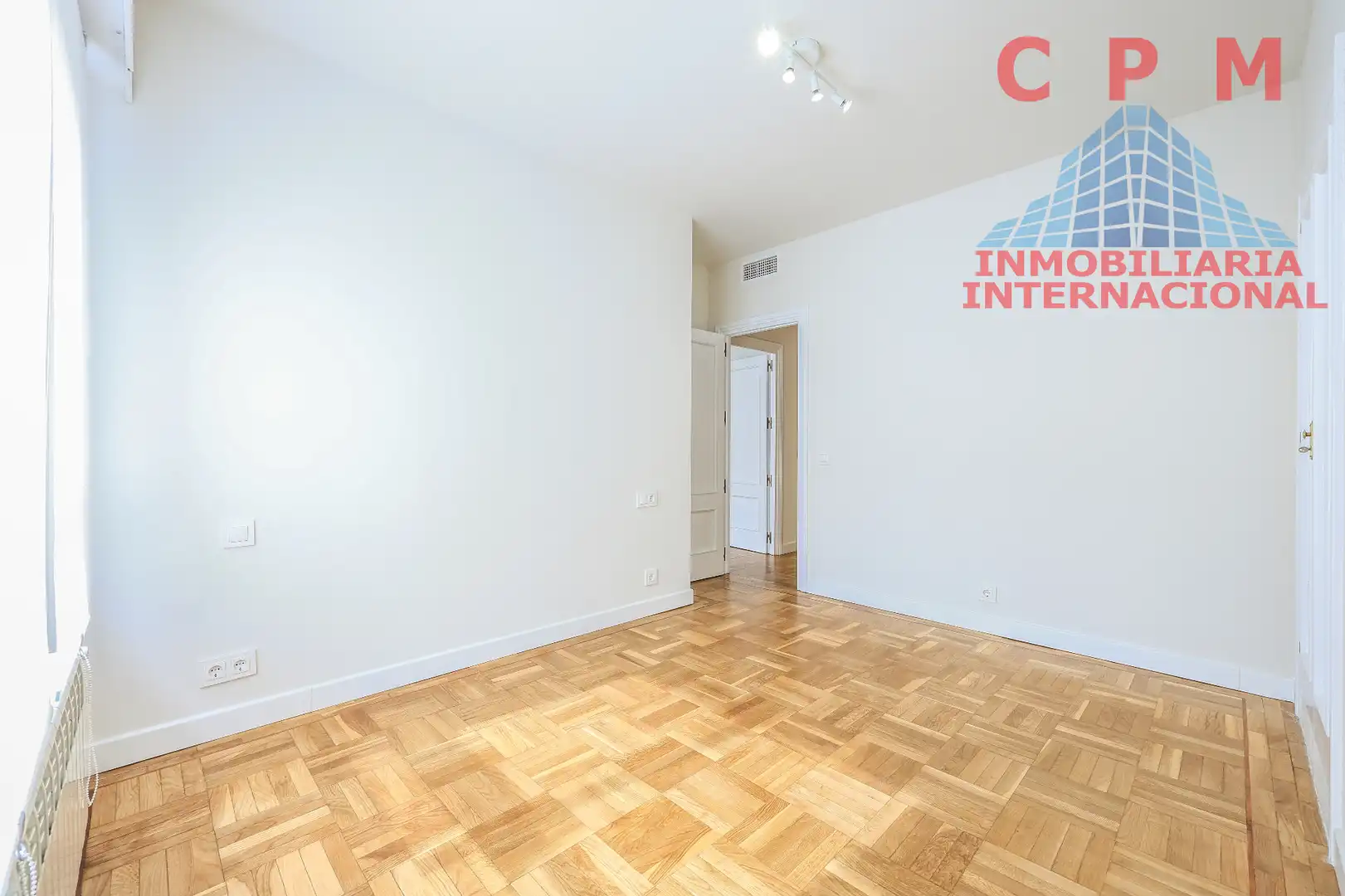 Habitación de Piso de alquiler en Madrid con Aire acondicionado, Calefacción y Parquet