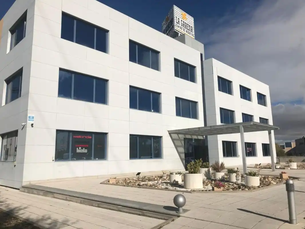 Ufficio in affitto a C. Padre Granda