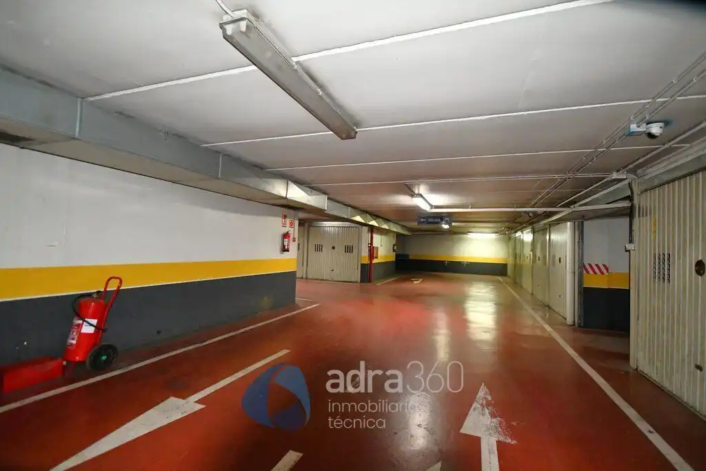 Parking of Garage for sale in  Logroño
