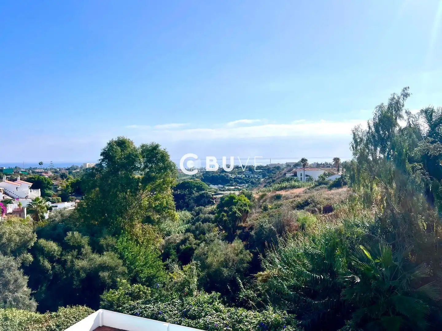 Casa adosada en venta en Estepona con Terraza, Piscina y Alarma
