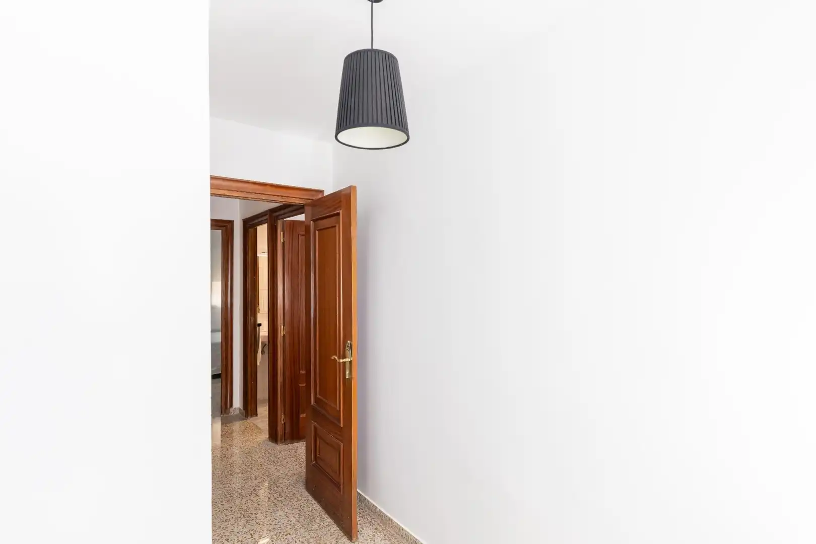 Wohnung zur Miete in Granada mit Klimaanlage, Möbliert und Balkon