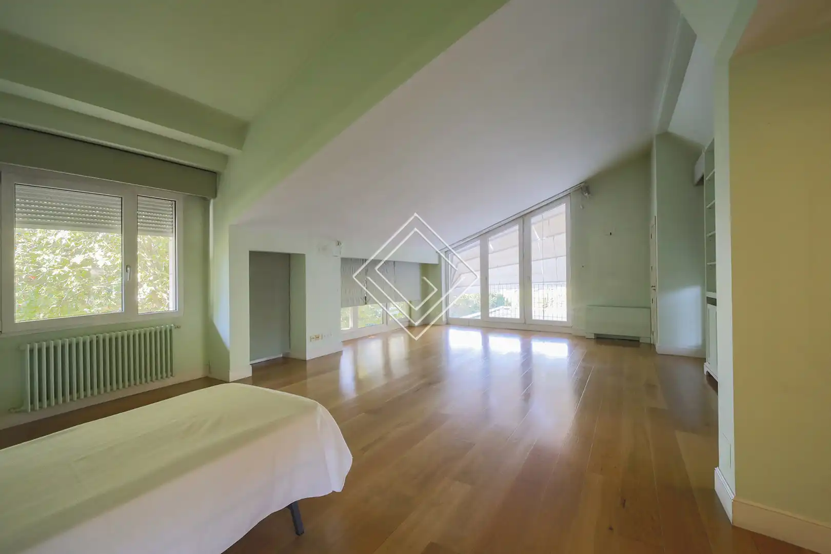Habitación de Casa o chalet en venta en Madrid con Aire acondicionado, Calefacción y Jardín privado