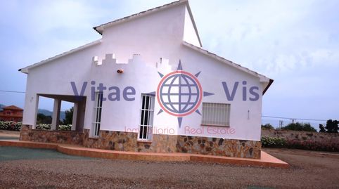 CHALET A ESTRENAR EN CAMPILLO