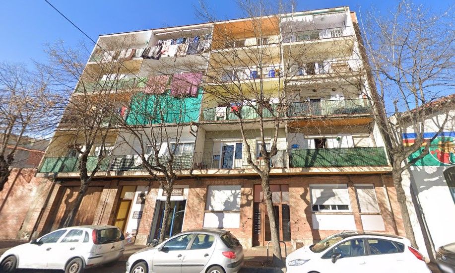 Piso en venta en Av Santa Coloma, Olot