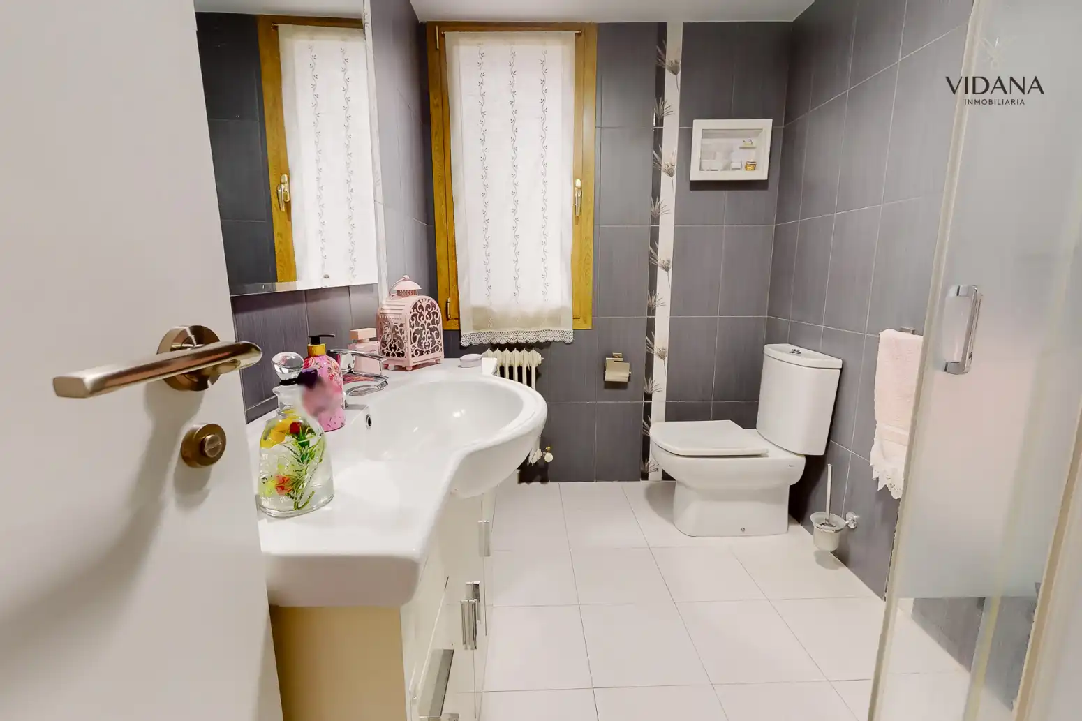 Piso en venta en PLAZA DE LOS FUEROS, Barañáin / Barañain