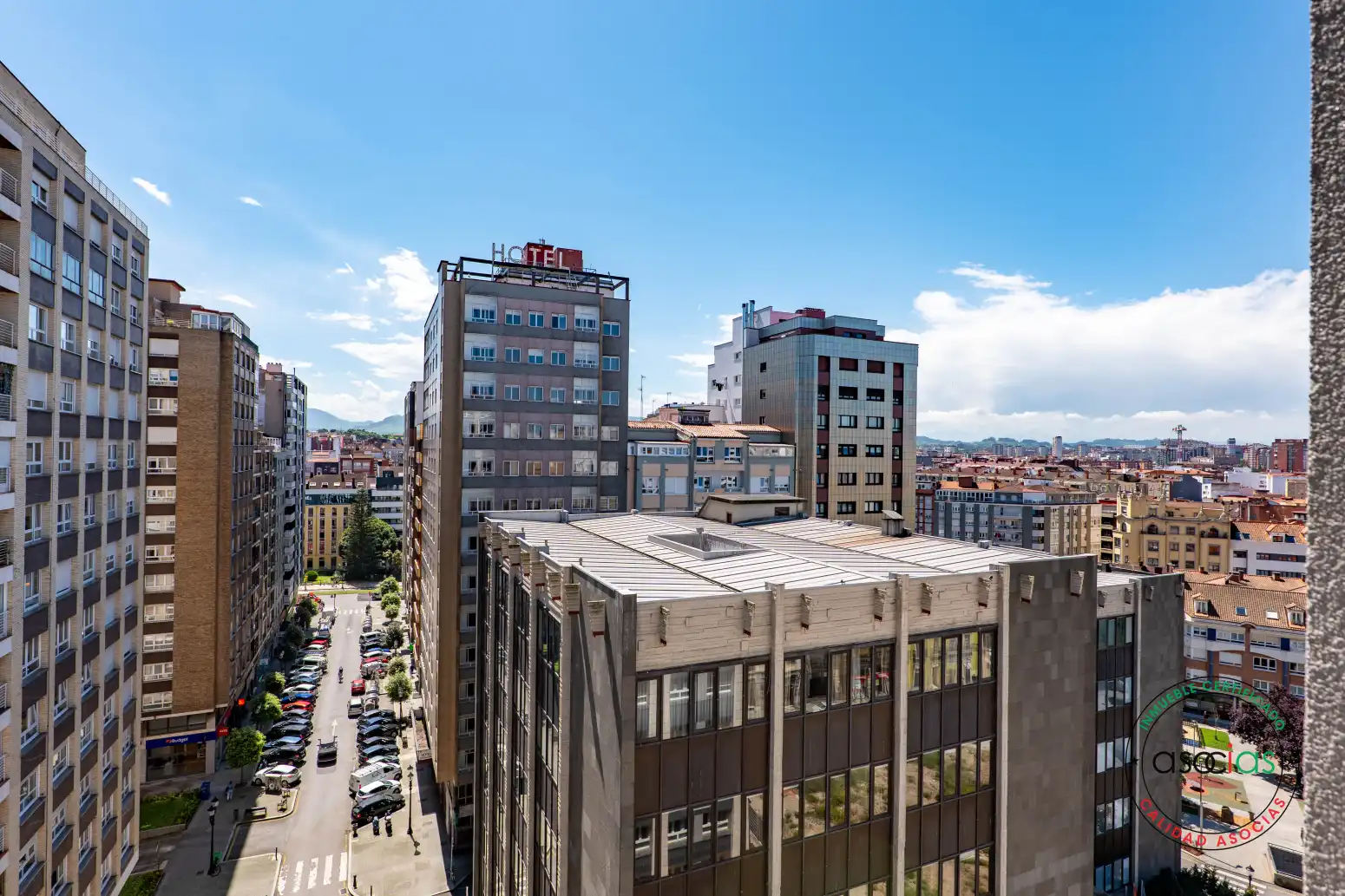 Vista exterior de Pis en venda en Gijón  amb Calefacció i Parquet