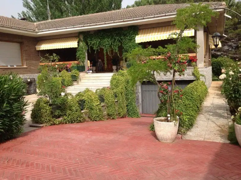 Terraza de Casa o chalet en venta en Santo Domingo de la Calzada con Calefacción, Jardín privado y Piscina