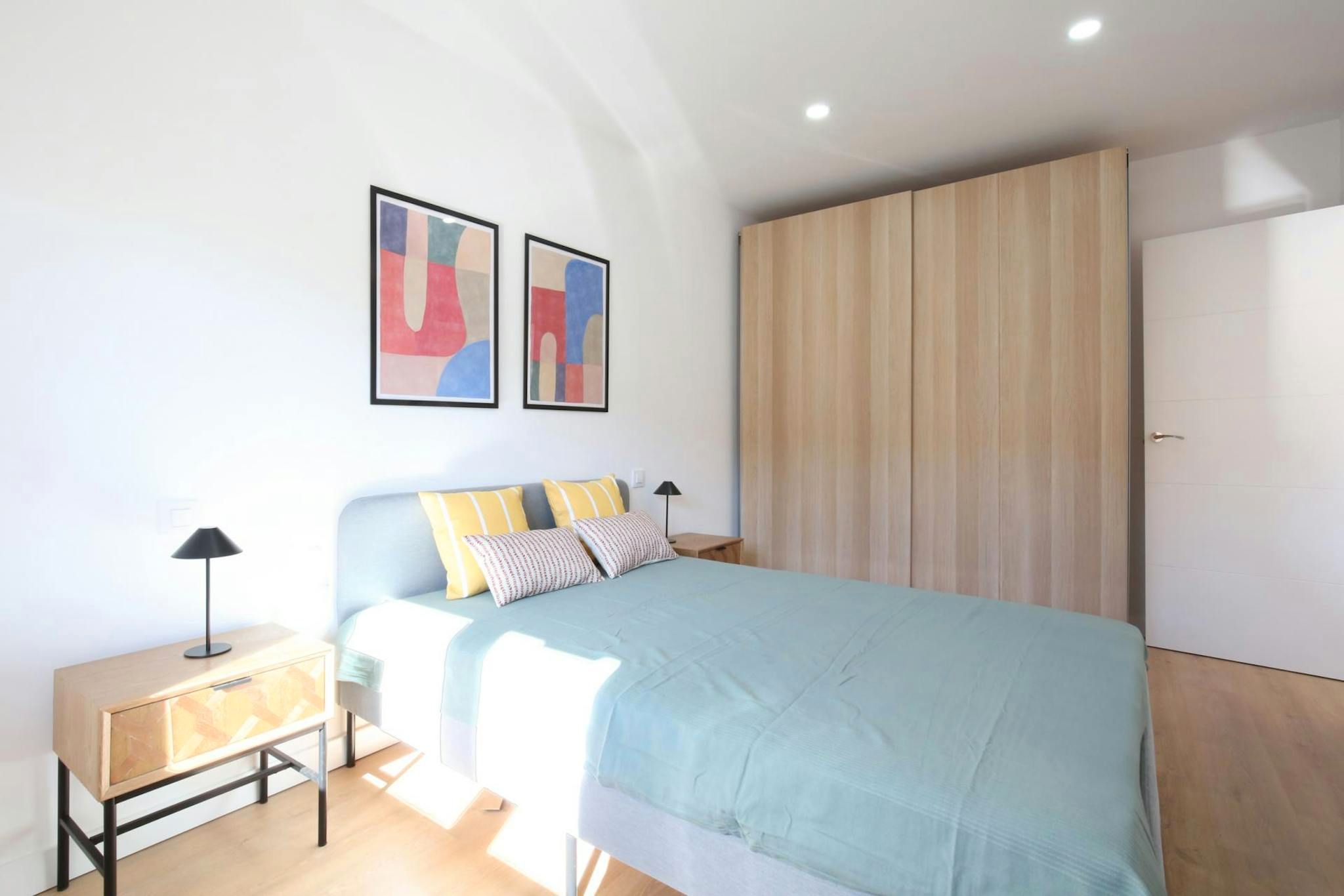 Habitación de Piso de alquiler en  Madrid Capital con Calefacción, Amueblado y Lavadora