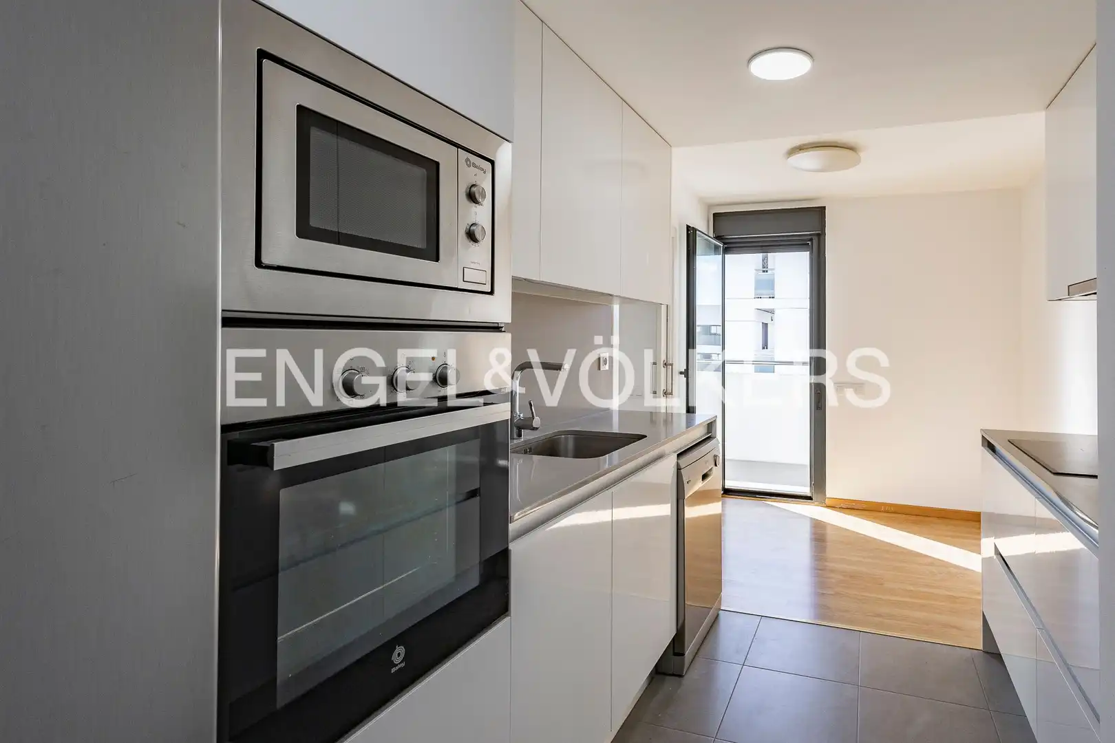 Cocina de Piso en venta en Sant Just Desvern con Aire acondicionado, Calefacción y Jardín privado