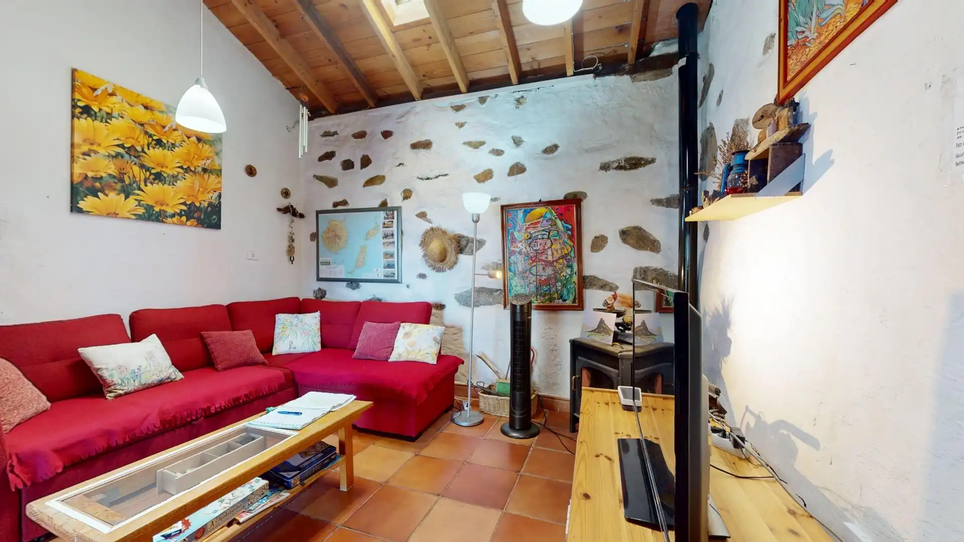 Sala d'estar de Casa o xalet en venda en Agüimes amb Jardí privat, Terrassa i Balcó