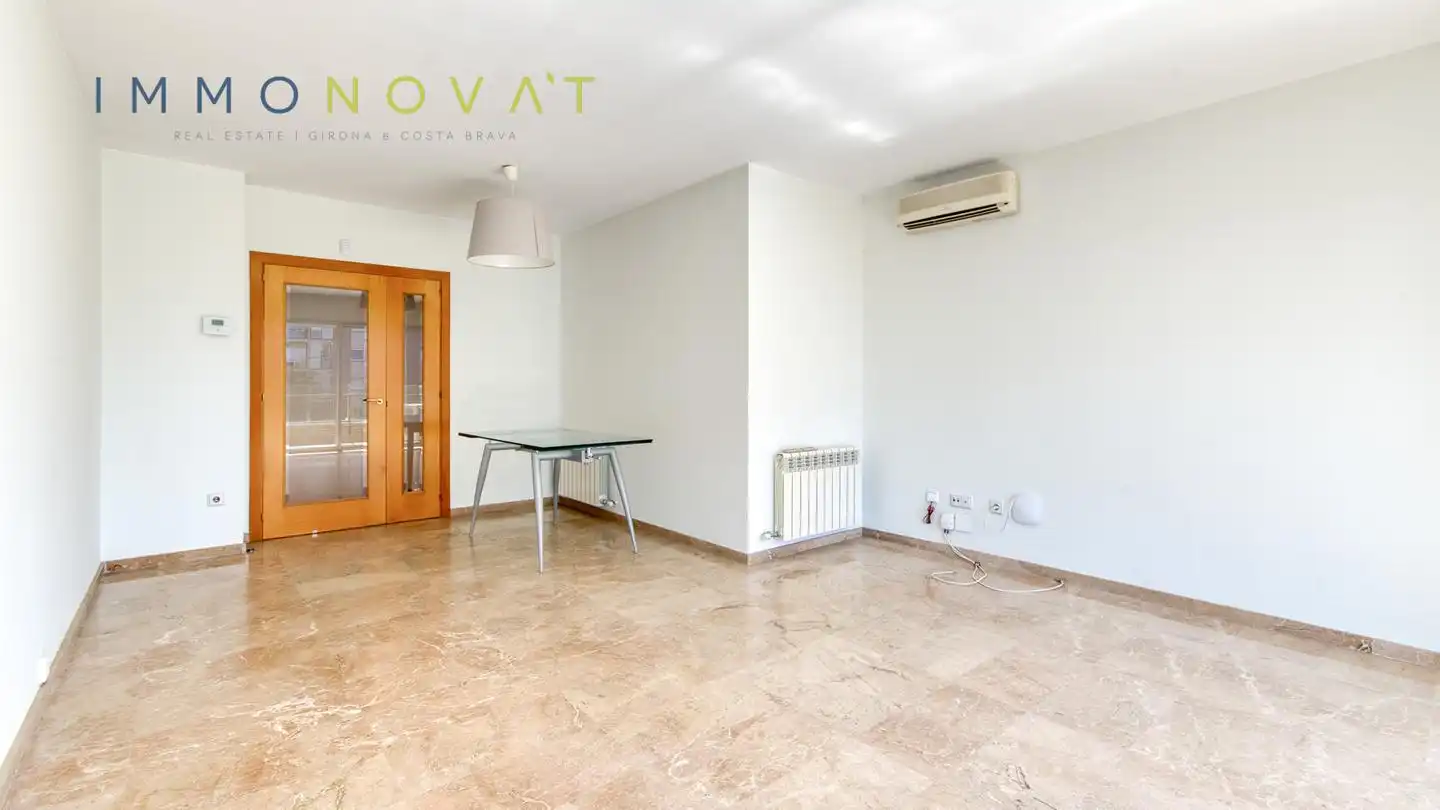 Living room of Flat for sale in Eixample Sud – Migdia
