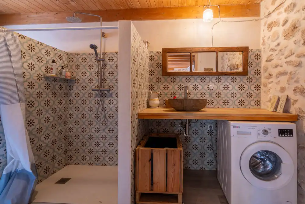 Baño de Finca rústica en venta en Aldover con Jardín privado, Terraza y Amueblado