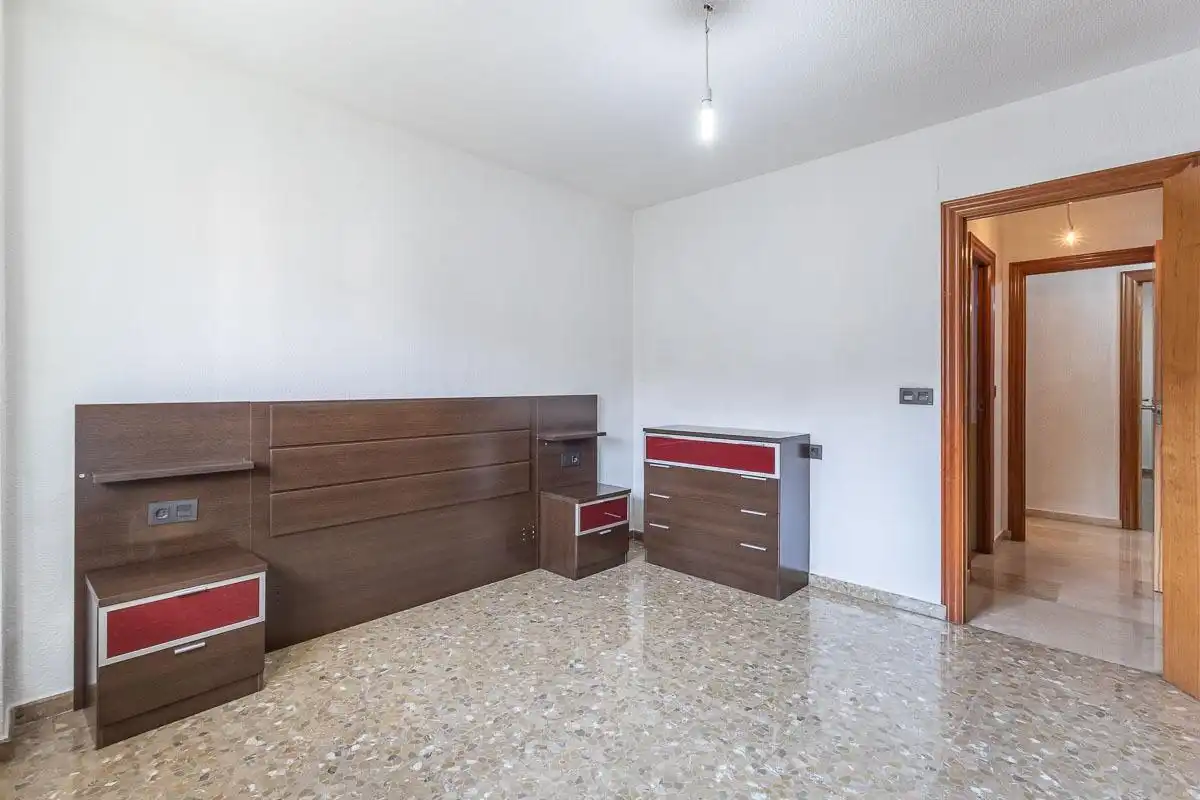 Schlafzimmer von Wohnung zur Miete in Granada mit Heizung und Gemeinschaftspool