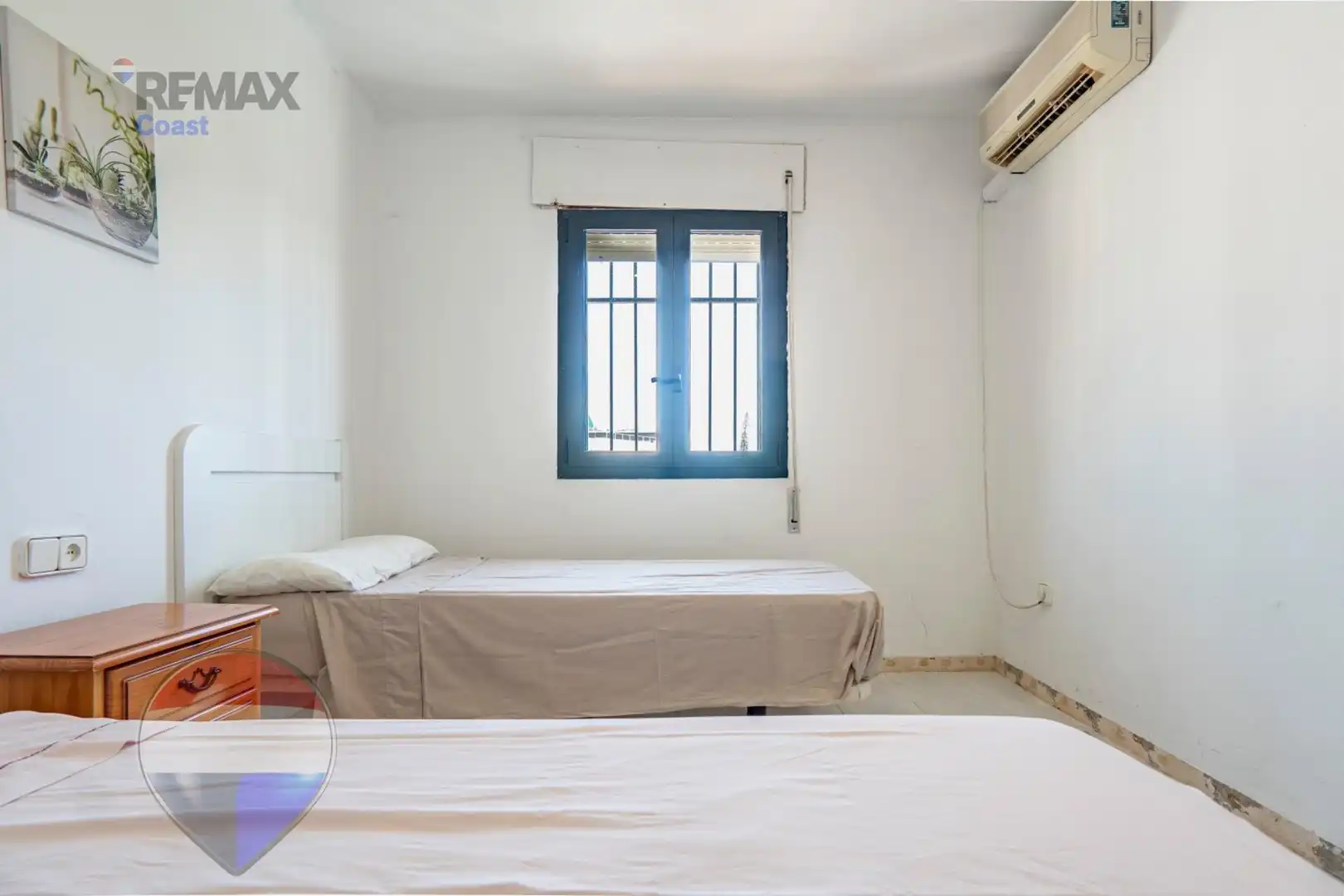 Dormitori de Casa o xalet en venda en Rincón de la Victoria amb Aire condicionat, Jardí privat i Piscina