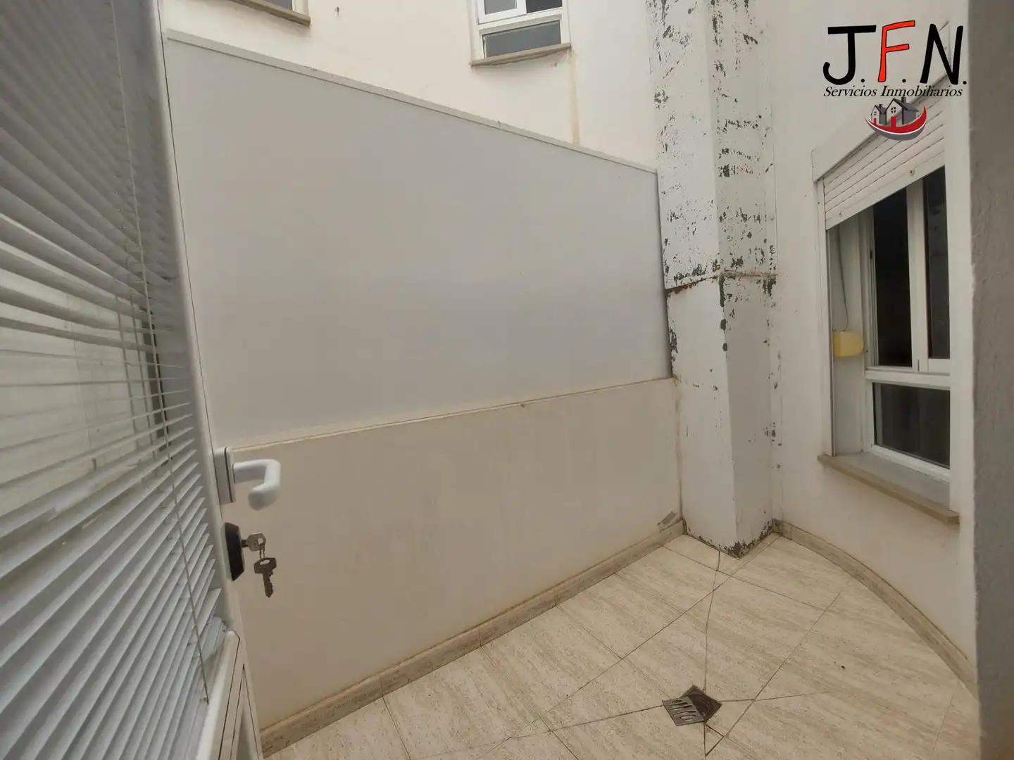 Attic for sale in Fabelo