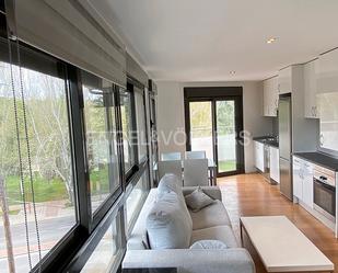 Sala d'estar de Apartament de lloguer en Pozuelo de Alarcón amb Aire condicionat, Calefacció i Parquet