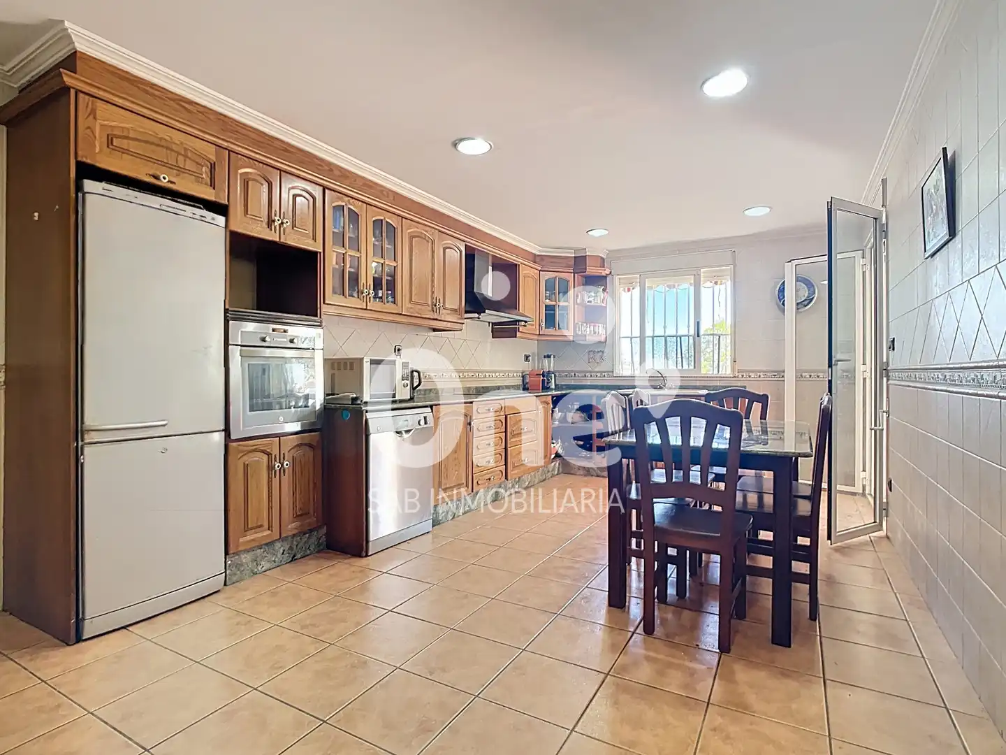 Kitchen of Houses for sale in Chiva  with Air Conditioner, Heating and Private garden