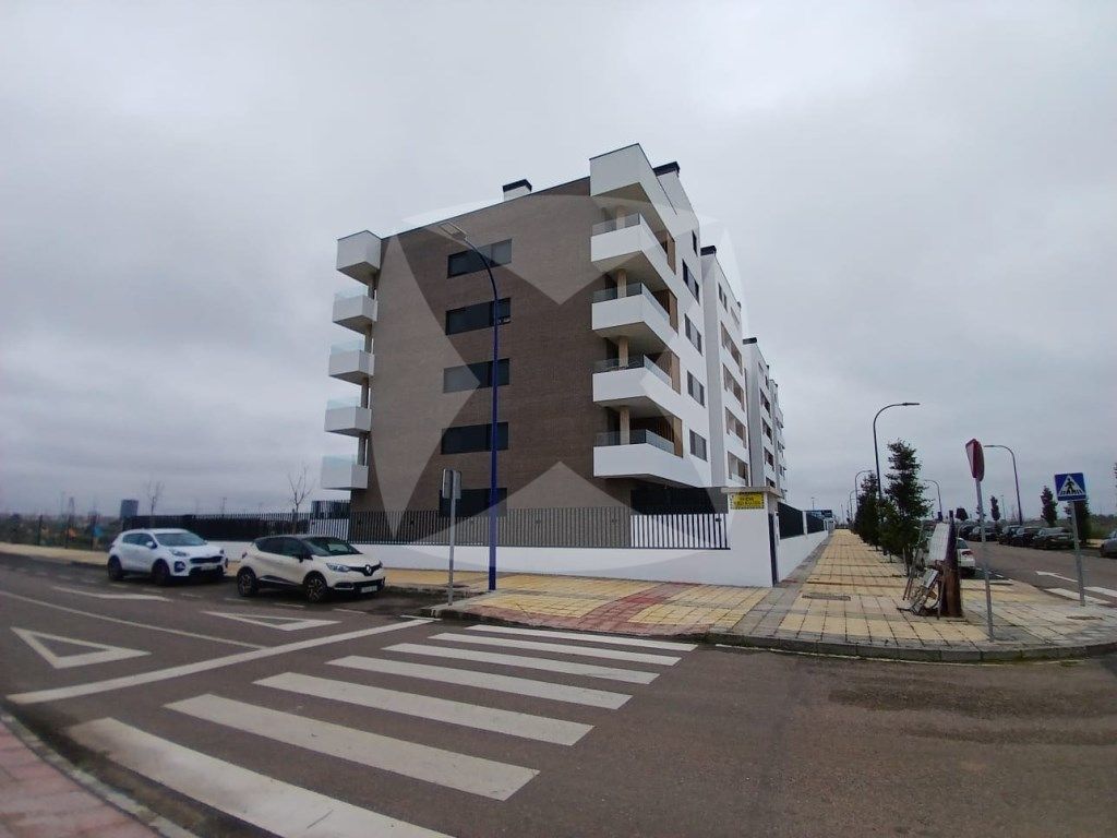 Piso de alquiler en Calle Maria De Molina, Avenida Elvas