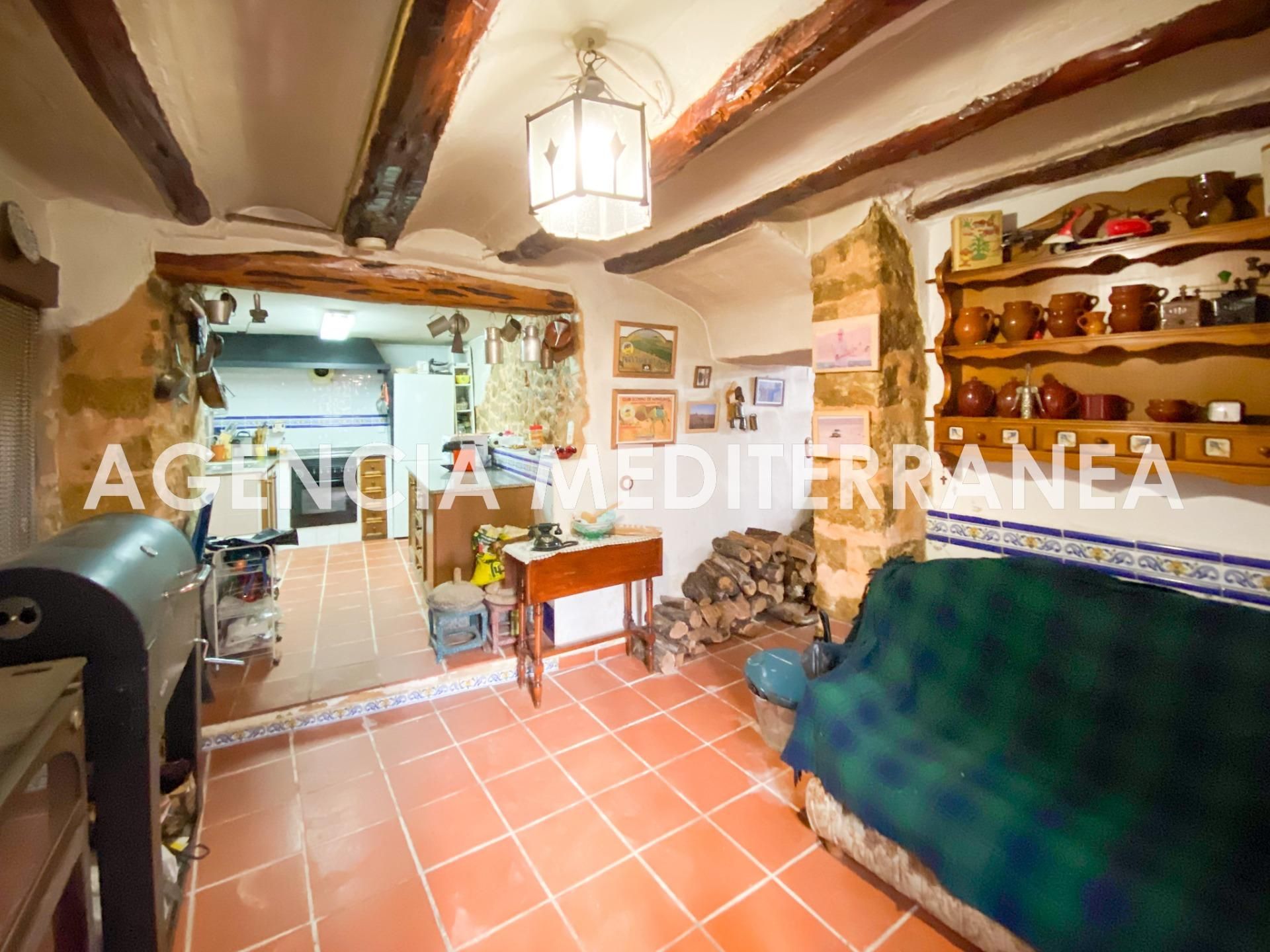 Country house zum verkauf in Alpuente mit Abstellraum und Balkon