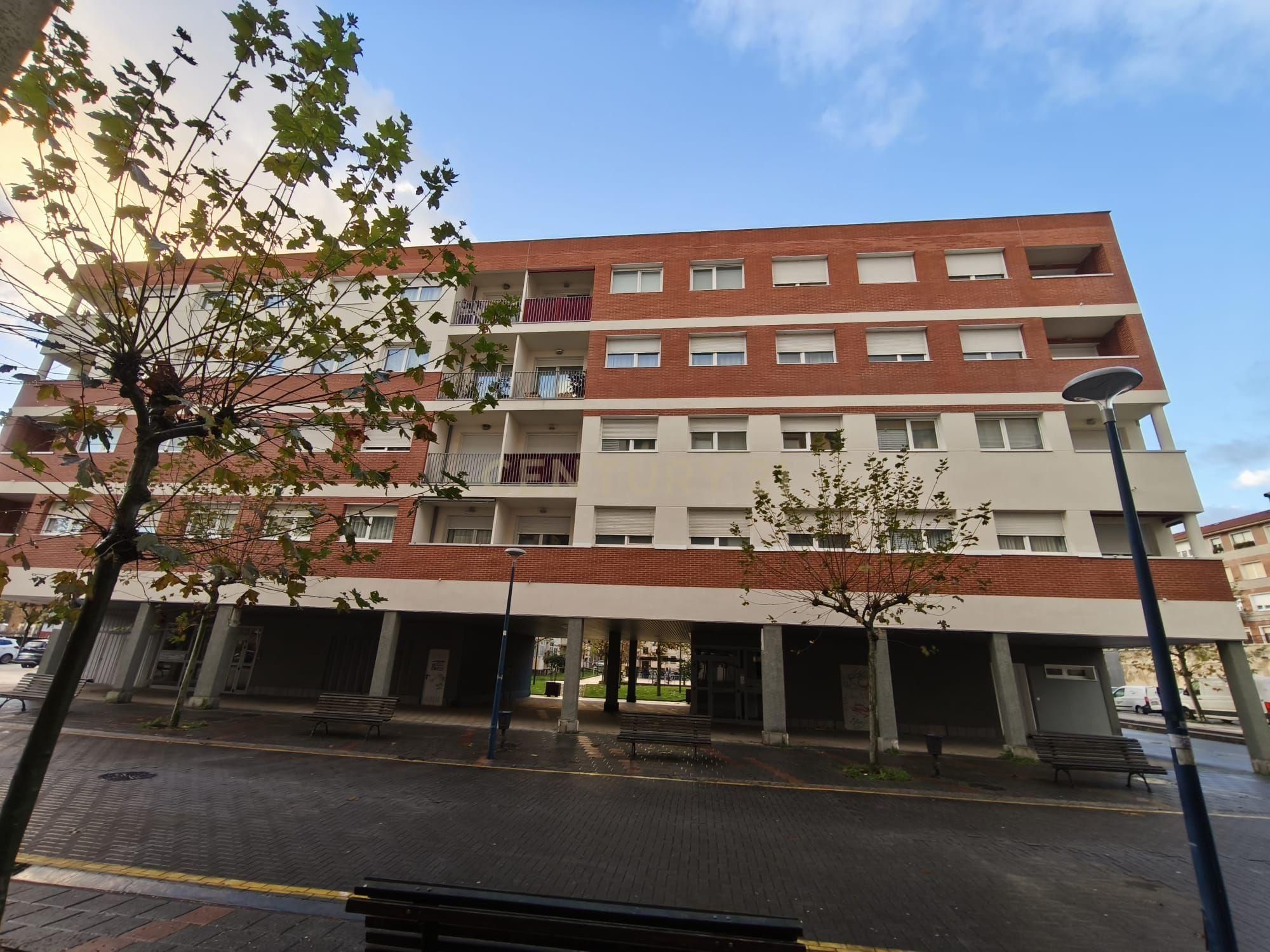 Exterior view of Apartment for sale in Zalla   with Storage room and Balcony