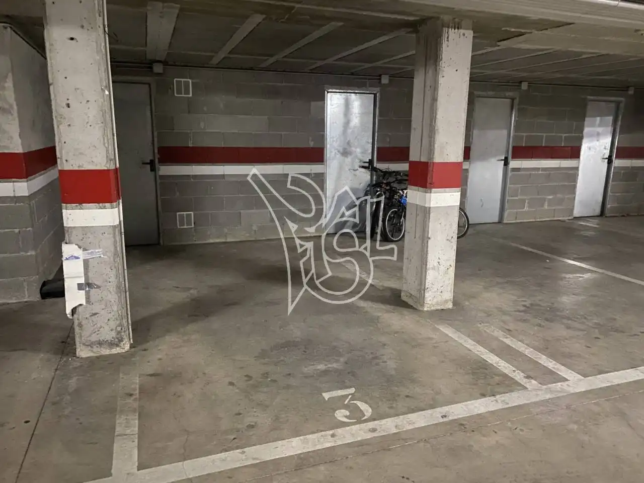 Parkplatz von Garage zur Miete in Canet de Mar mit Alarm