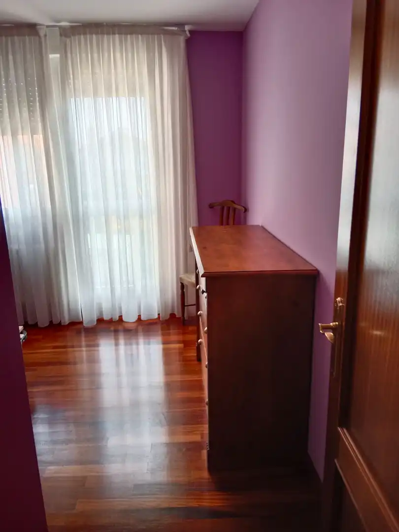 Schlafzimmer von Wohnung zur Miete in Santa Cruz de Bezana
