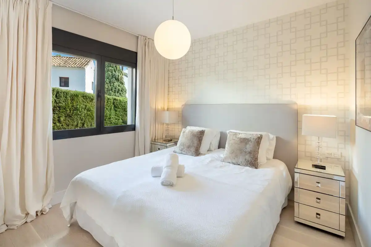Chalet con piscina en venta en Nueva Andalucía, imagen 13