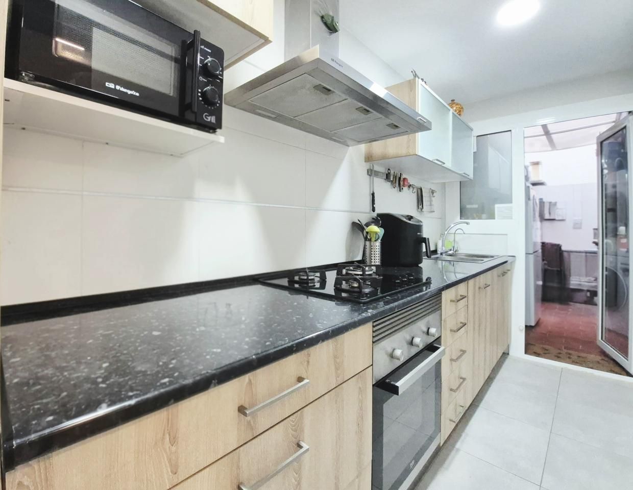 Cocina de Planta baja en venta en Terrassa con Calefacción y Amueblado