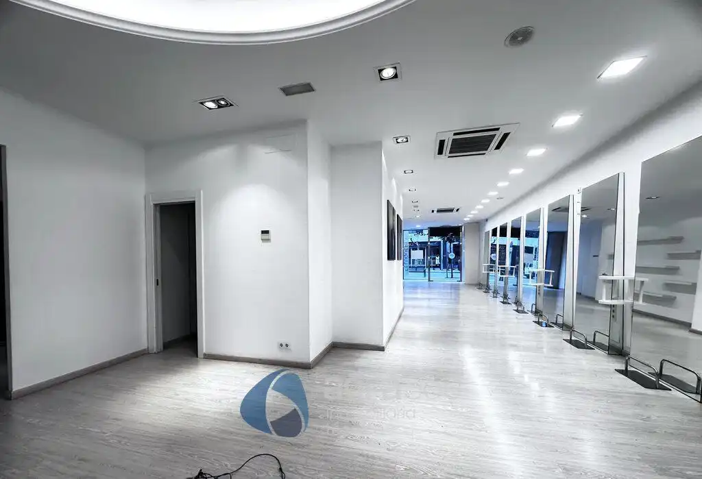 Business premises for sale in Portugal, imagen 4