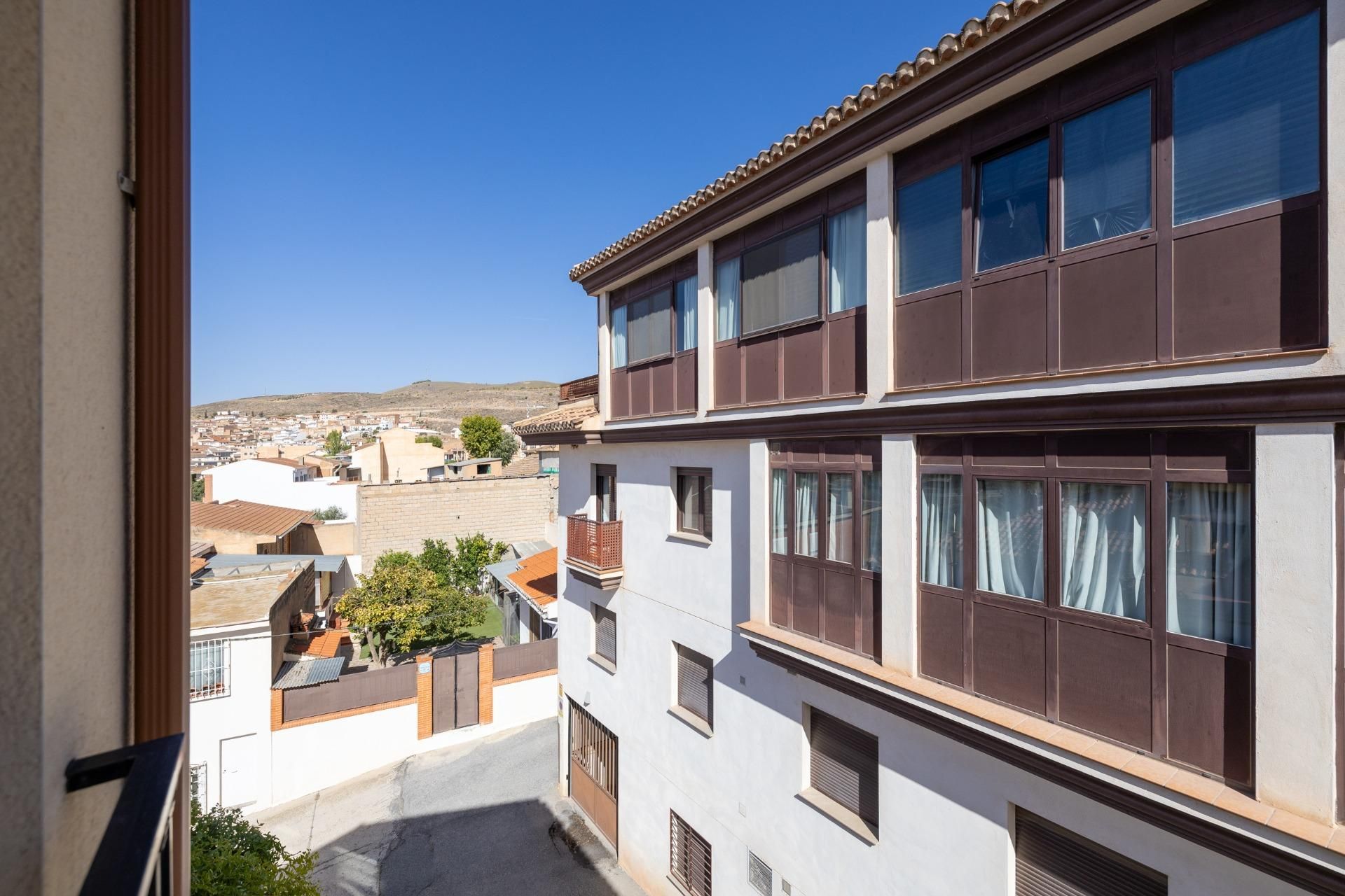 Vista exterior de Pis en venda en Padul amb Balcó