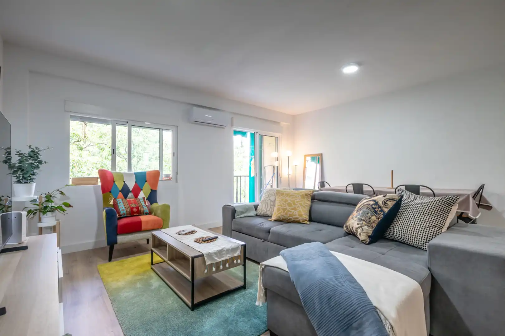 Wohnzimmer von Wohnungen zur Miete in Valencia mit Klimaanlage, Heizung und Parkett
