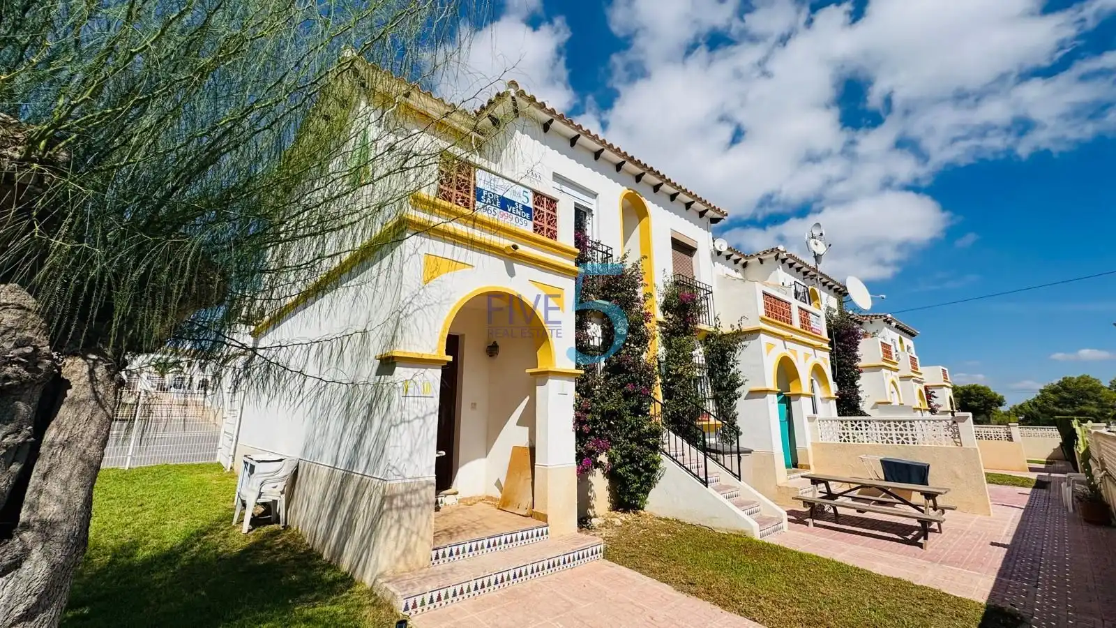 Piso con terraza en venta en San Miguel de Salinas