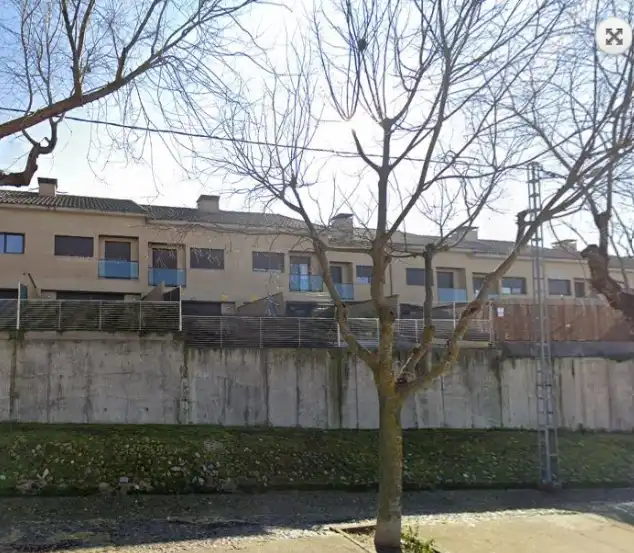 Maison à vendre à Novés