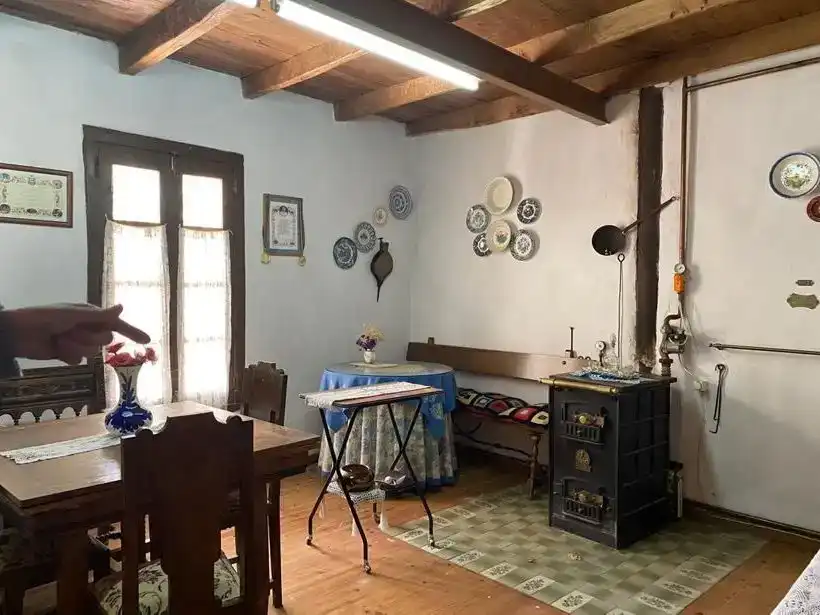 Menjador de Finca rústica en venda en Urdiales del Páramo amb Moblat i Balcó